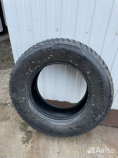 Kumho I'Zen RV Stud KC16 275/65 R17 115