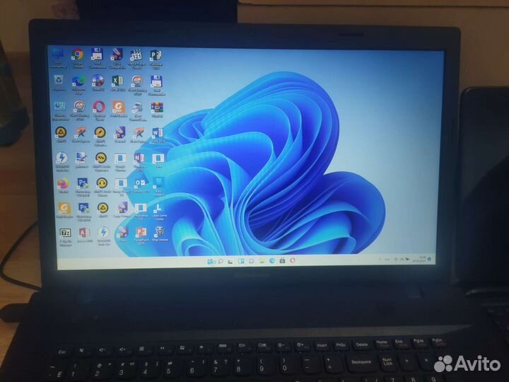 Большой 18 игровой core i5, 1000гб,нов акб