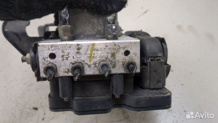 Блок абс, насос Nissan X-Trail (T32) 2013, 2018