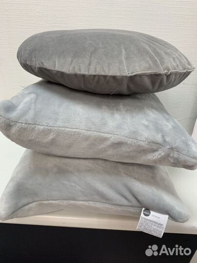 Подушки декоративные -3 шт