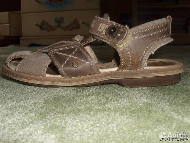 Сандалии 