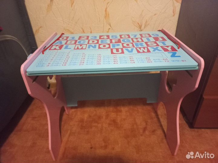 Детский стол и стул