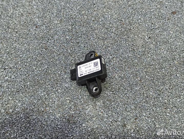 Датчик удара Mercedes Gl X164