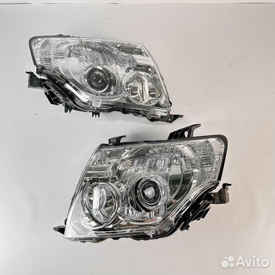 Комплект фар галоген (2шт) Mitsubishi Pajero 2006