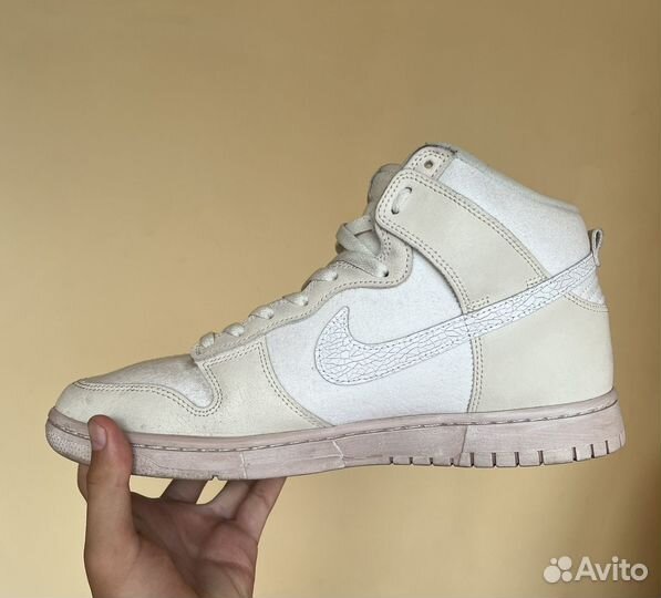 Nike dunk high EMB