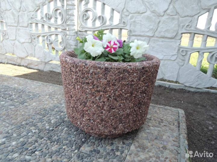Вазоны из бетона и маф