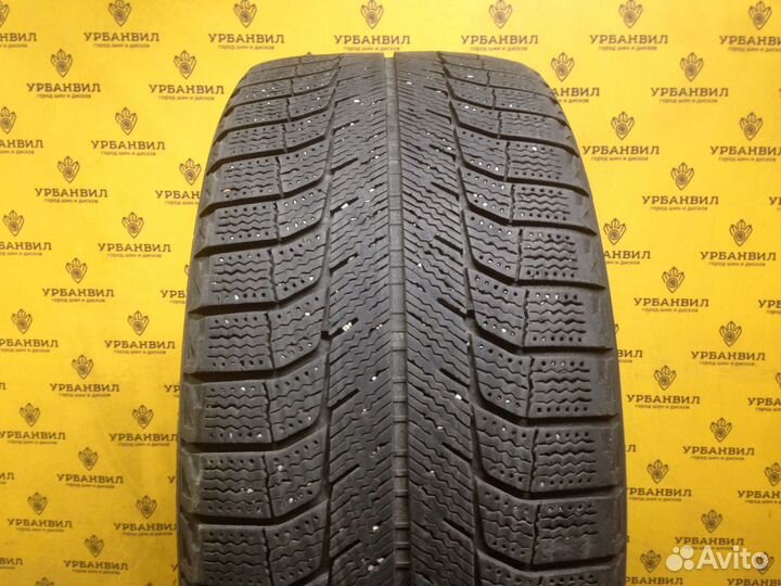 Michelin X-Ice XI2 235/45 R17 97T