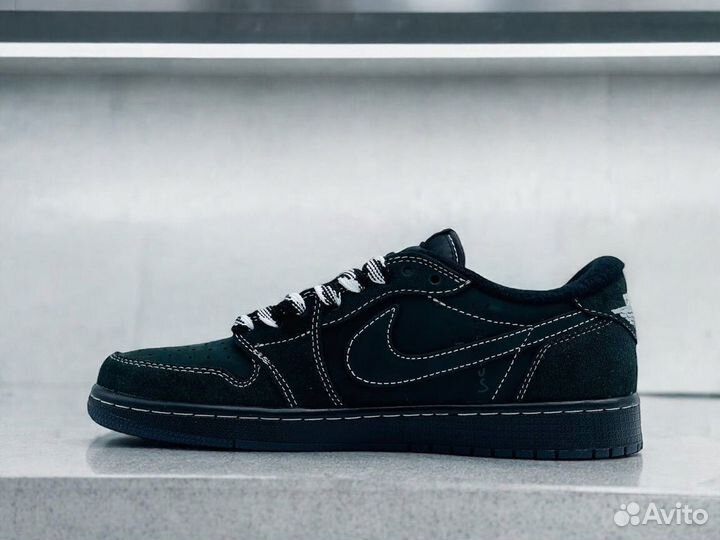 Nike Air Jordan 1 low x Travis Scott