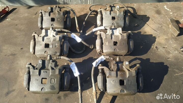 Передний суппорт Ниссан Теана j31 2.3