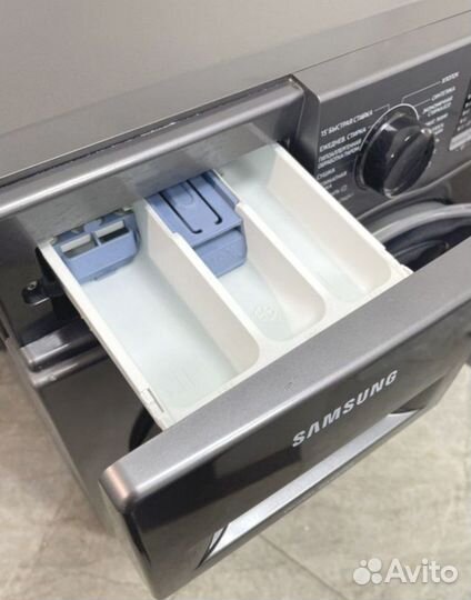 Стиральная машина с сушкой Samsung
