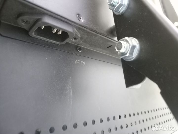 Сенсорный монитор iiyama 32