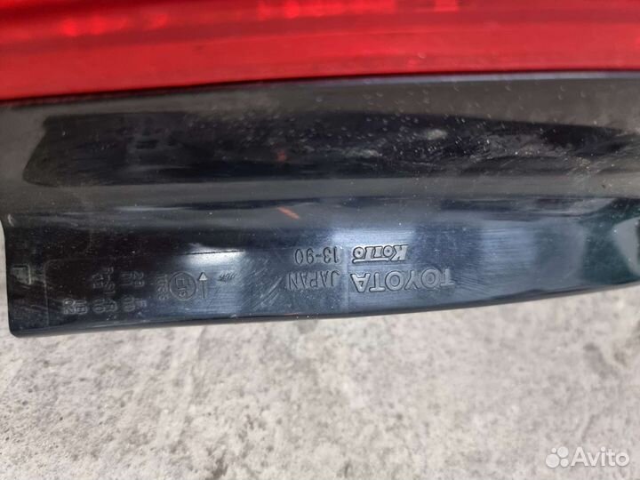 Задний левый фонарь Тойота Королла 120 Хэтчбек