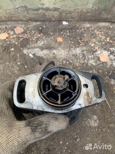 Трамблер GA14DS Nissan Sunny N14 1.4