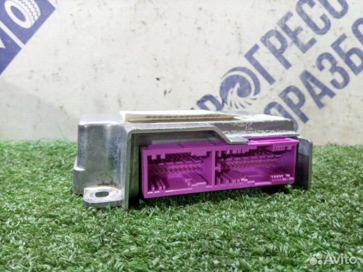 Блок управления подушками безопасности (SRS)