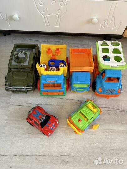 Детские игрушки для мальчика Машины