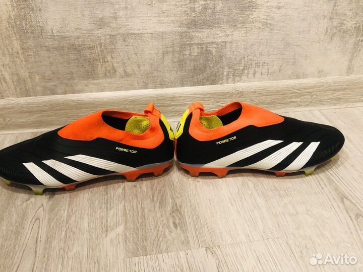 Бутсы adidas predator