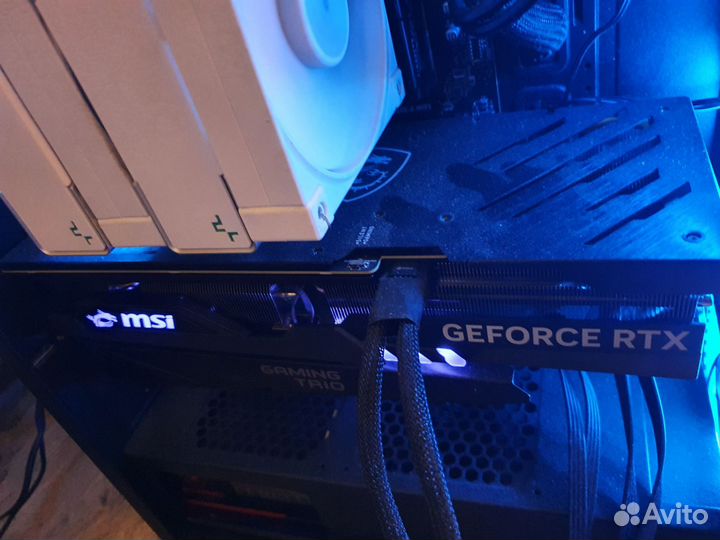 Rtx 4070 ti MSI Gaming Trio 12 GB