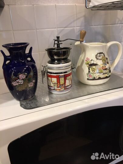 Ваза, кувшин, кофемолка ручная