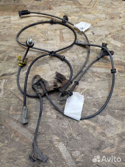 Датчик ABS Крайслер Вояджер караван 01-07г