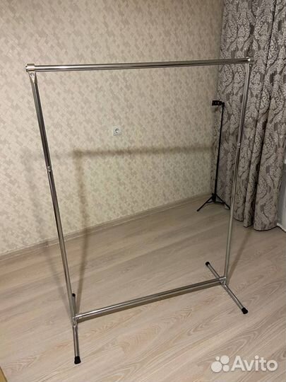 Вешалка напольная