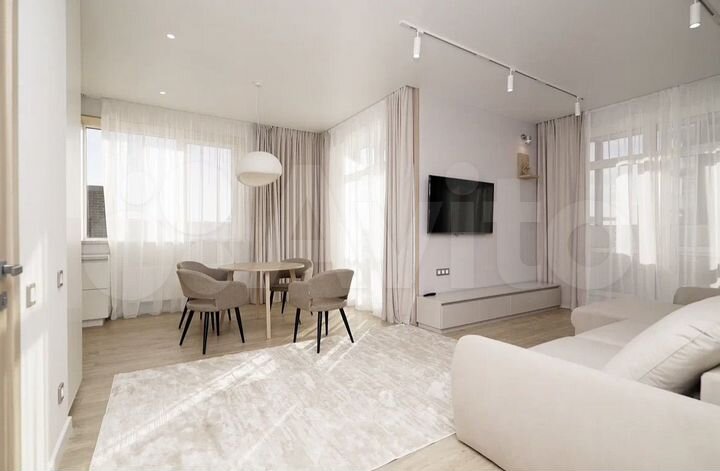 2-к. квартира, 60 м², 1/8 эт.