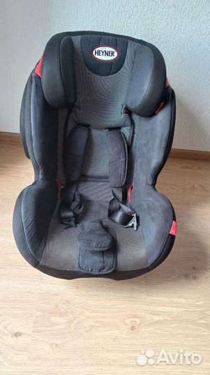 Автокресло Heyner Capsula MultiFix Ergo