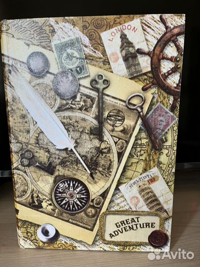 Ключница настенная