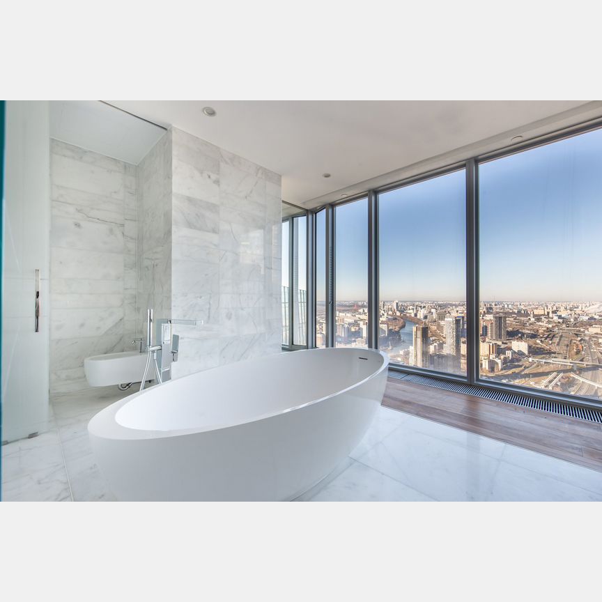 3-к. апартаменты, 172,2 м², 57/85 эт.