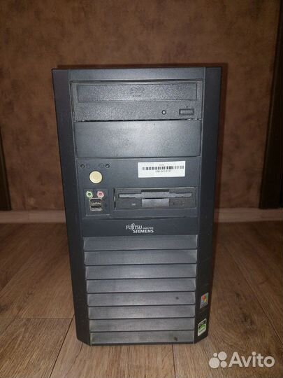 Офисный компьютер