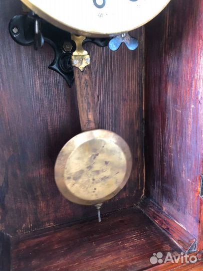 Старинные настенные антикварные часы с боем Baduf