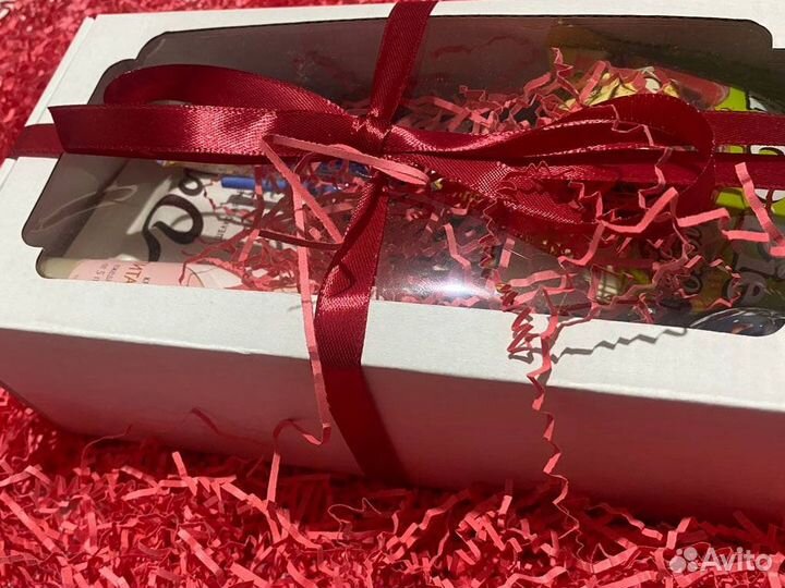 Подарочный набор для женщин на 8 марта