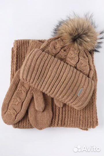 Комплект шапка + шарф + варежки