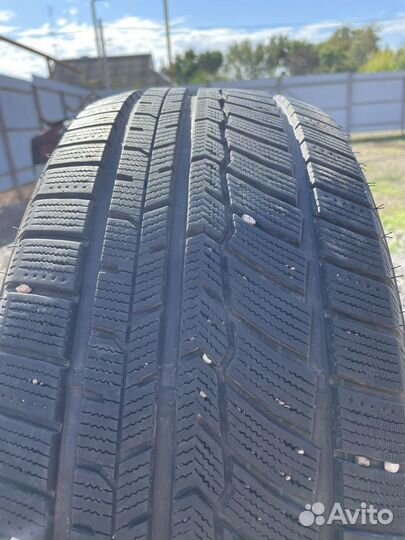 Austone SP-901 225/55 R18