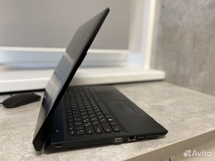 Lenovo b50-30 n2830 8gb 128ssd 5-6 часов заряд