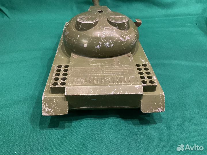 Модель танка металлическая