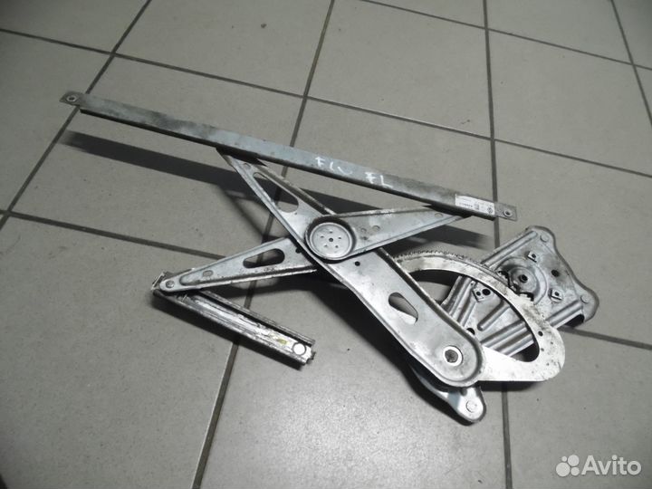 Стеклоподъемник передний левый Рено Флюенс Меган 3