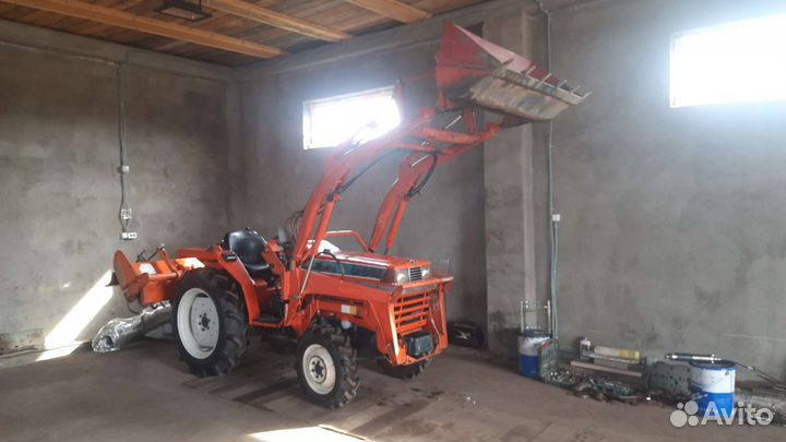 Мини-трактор Kubota L1-225D, 2020