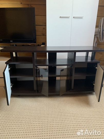 Тумба под телевизор