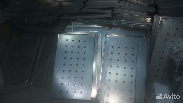 Полки для стеллажей