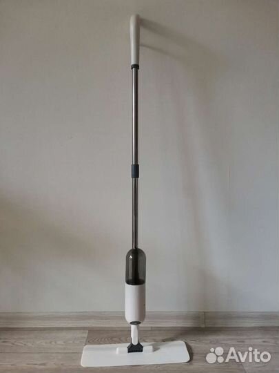 Швабра с распылителем новая