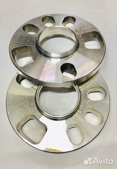 Колесные проставки 20мм цо 63.4
