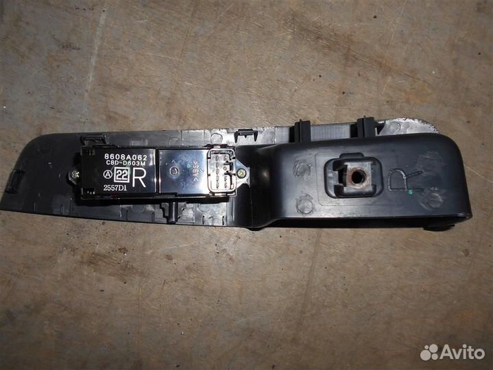 Кнопка стеклоподъемника задней правой двери от Mi