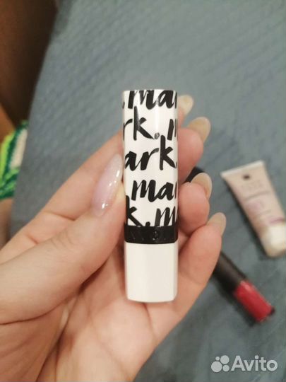 Губные помады Avon