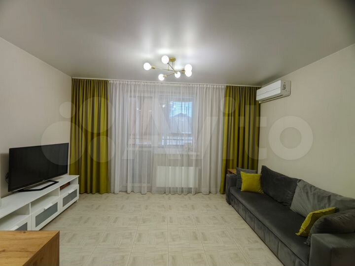 2-к. квартира, 60 м², 1/16 эт.