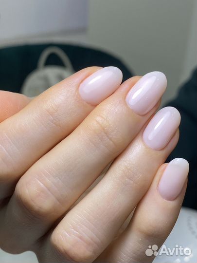 Мастер маникюра и педикюра