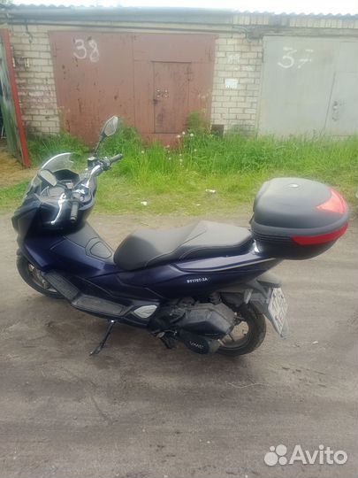 Продам Скутер Vento PCX-200cc