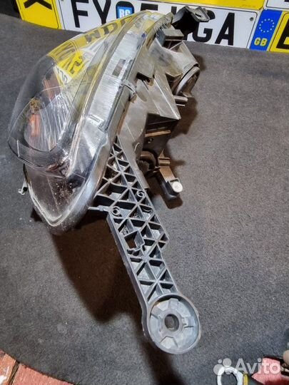 Фара левая Opel Astra J GTC B14NET 2015