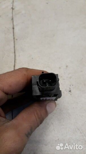 Датчик airbag Nissan Primera