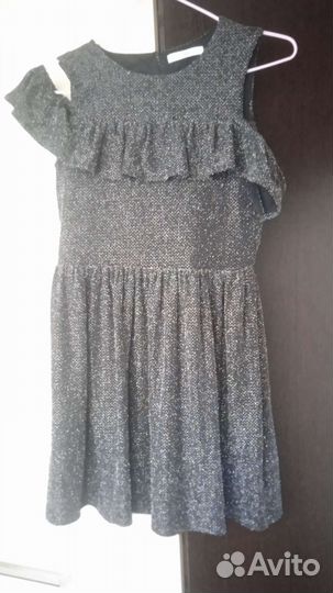 Платье, всё переливается блестками