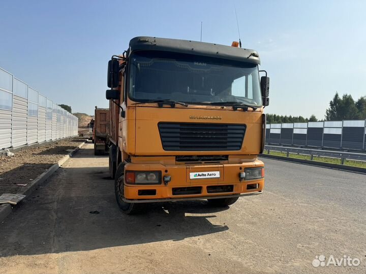 Самосвал 19 м³ Shacman F2000, 2011